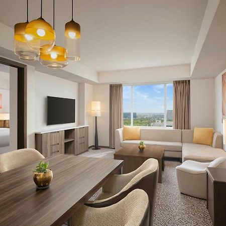 Sheraton Hyderabad Hotel Ngoại thất bức ảnh