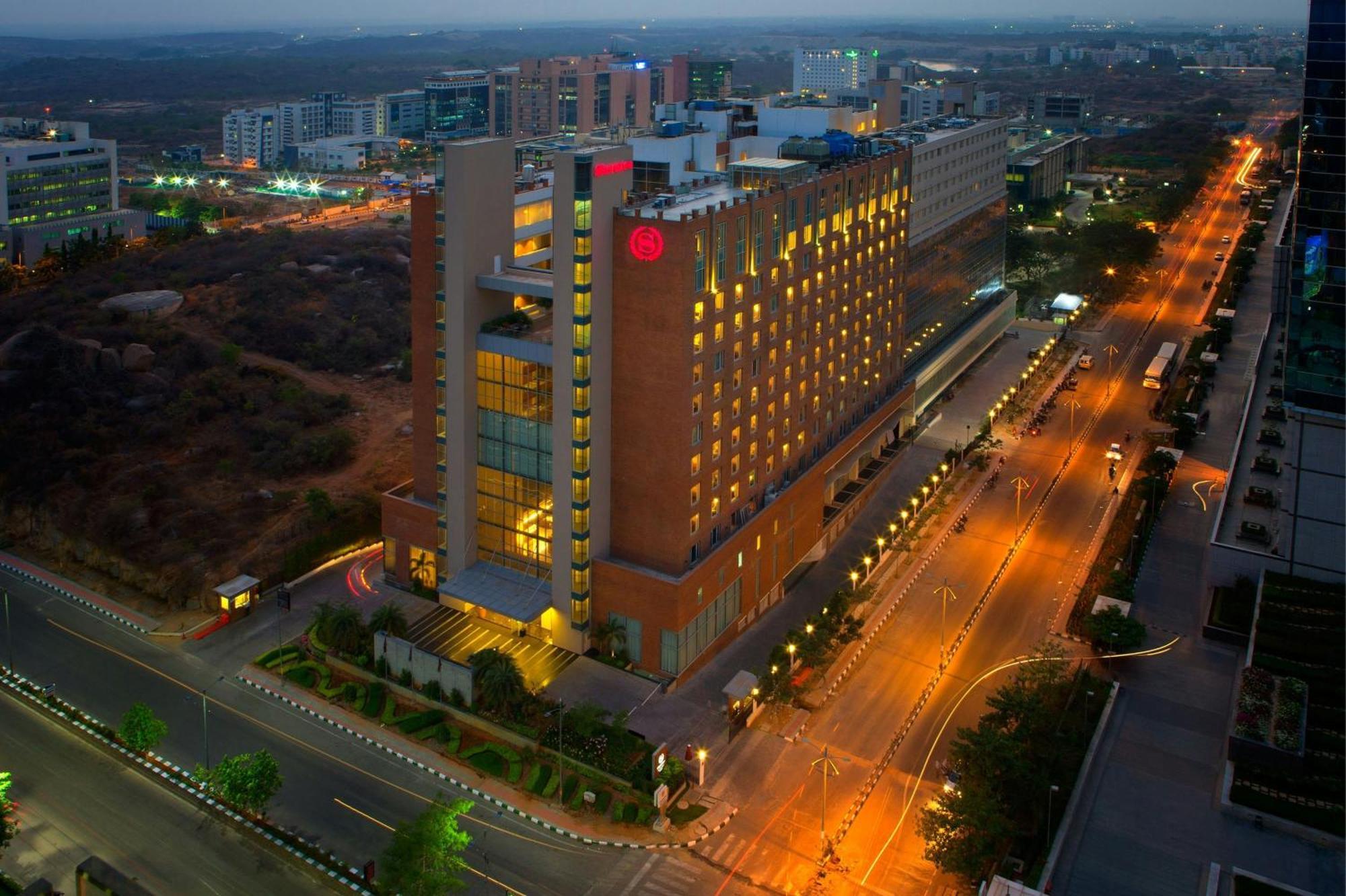 Sheraton Hyderabad Hotel Ngoại thất bức ảnh